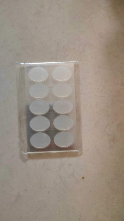 Earliftz™ – Invisible Patches That Relieve Earring Pull & Protect Your Earlobes (100 PCS)